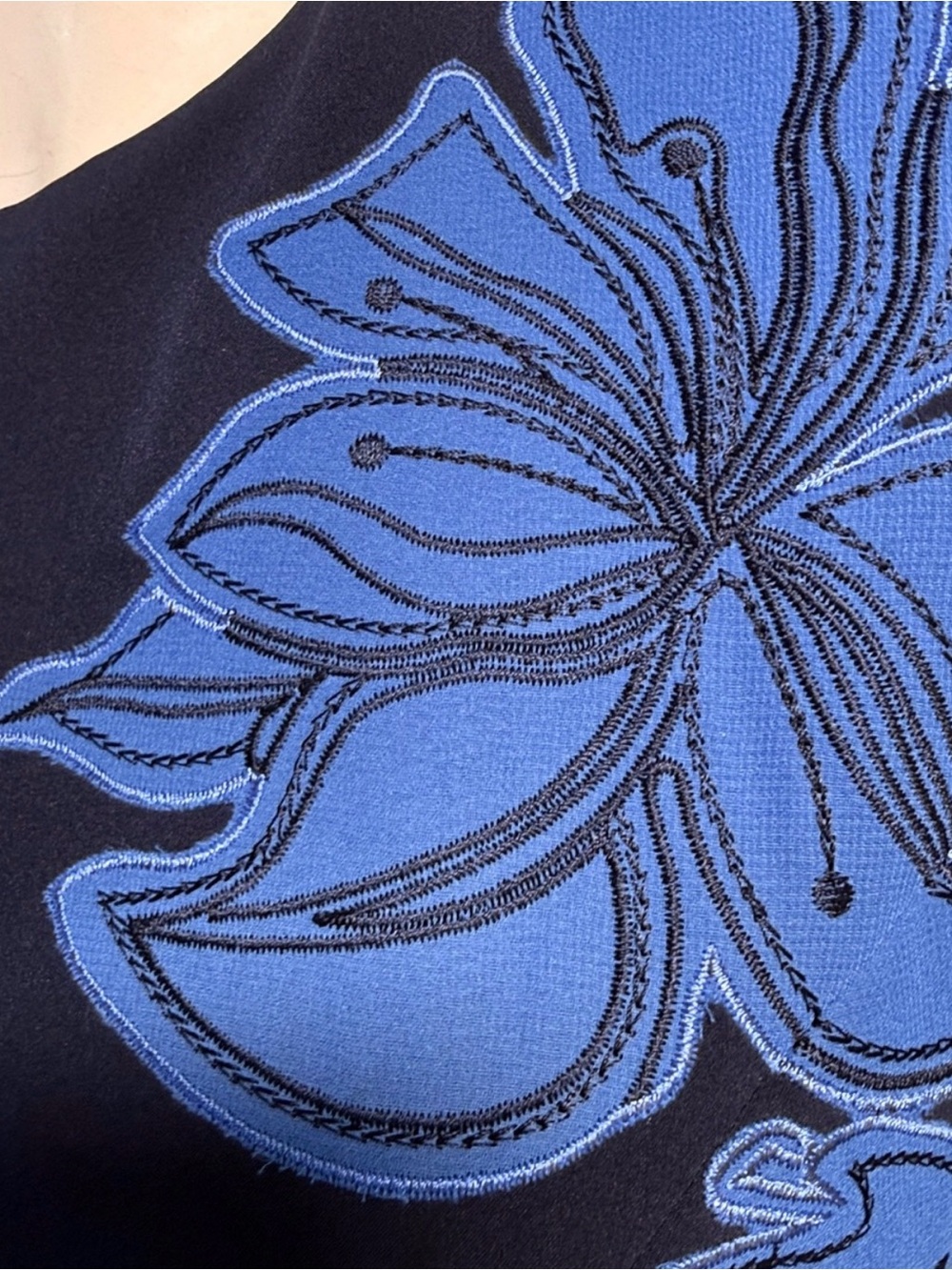 KAREN MILLEN Size 4 Navy Blue Appliqué Floral Sheath Wedding Guest  Dress